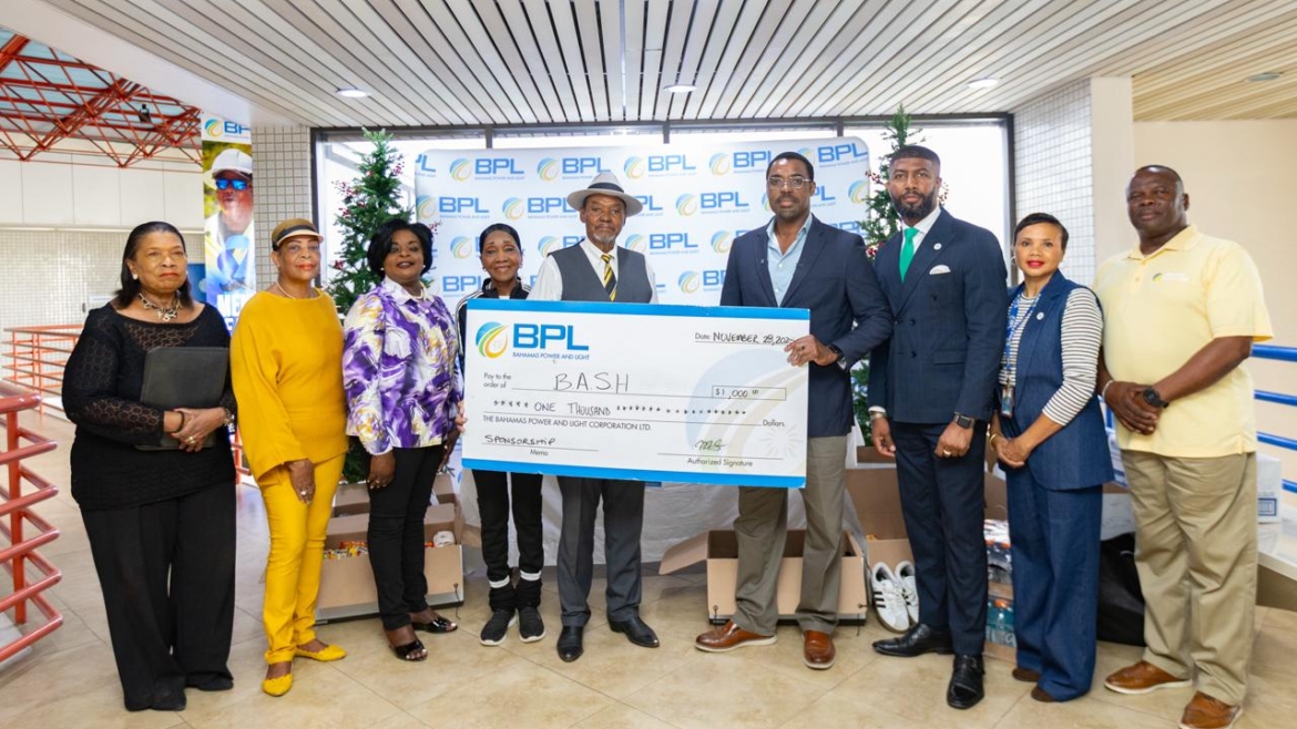 BPL Gifts Food, Clothing and Cash Donations to BASH and Great Commission Ministries This Thanksgiving