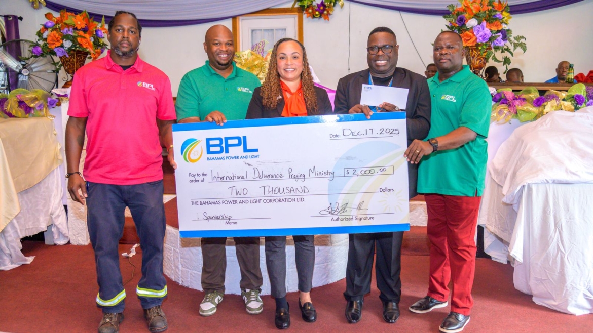 BPL Partners With International Deliverance Praying Ministry to Feed Hundreds For The Holidays
